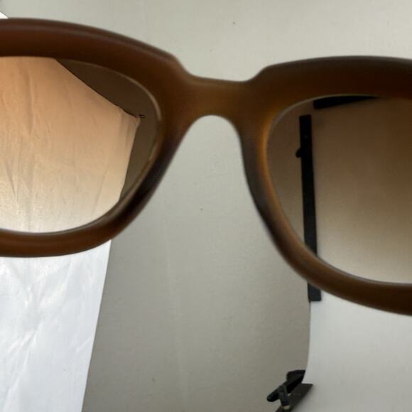 Visages x Clara Berry Sunglasses mod. Sasha Removable Hair Pin Brown Oval main image 11